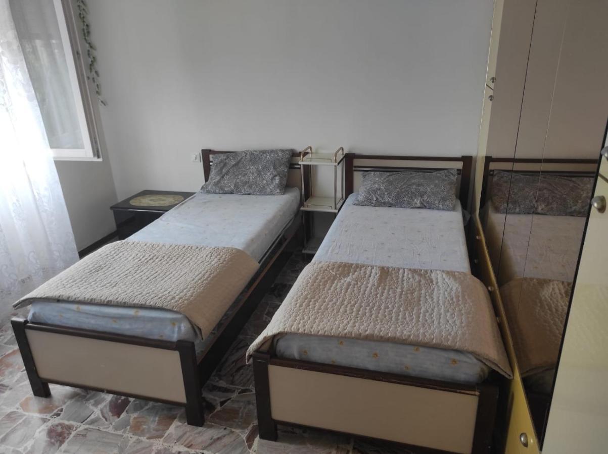 Villa Home Castegnato Bagian luar foto
